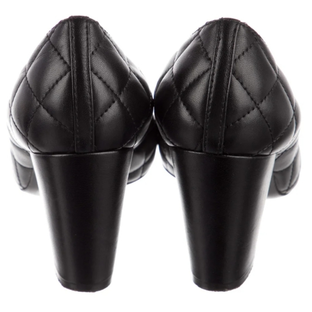 Chanel CC Black Quilted Leather Block Heels Pumps Size 38 - Picture 4 of 9